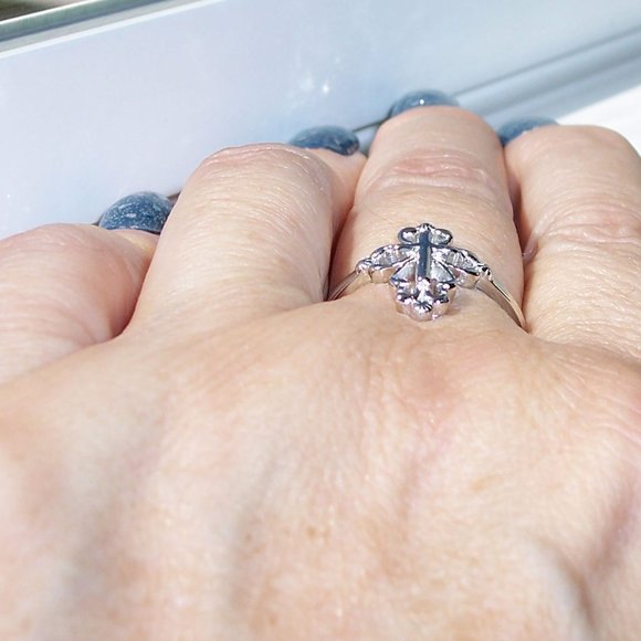 925 STERLING SILVER Cross High Polished Ring - Picture 4 of 14